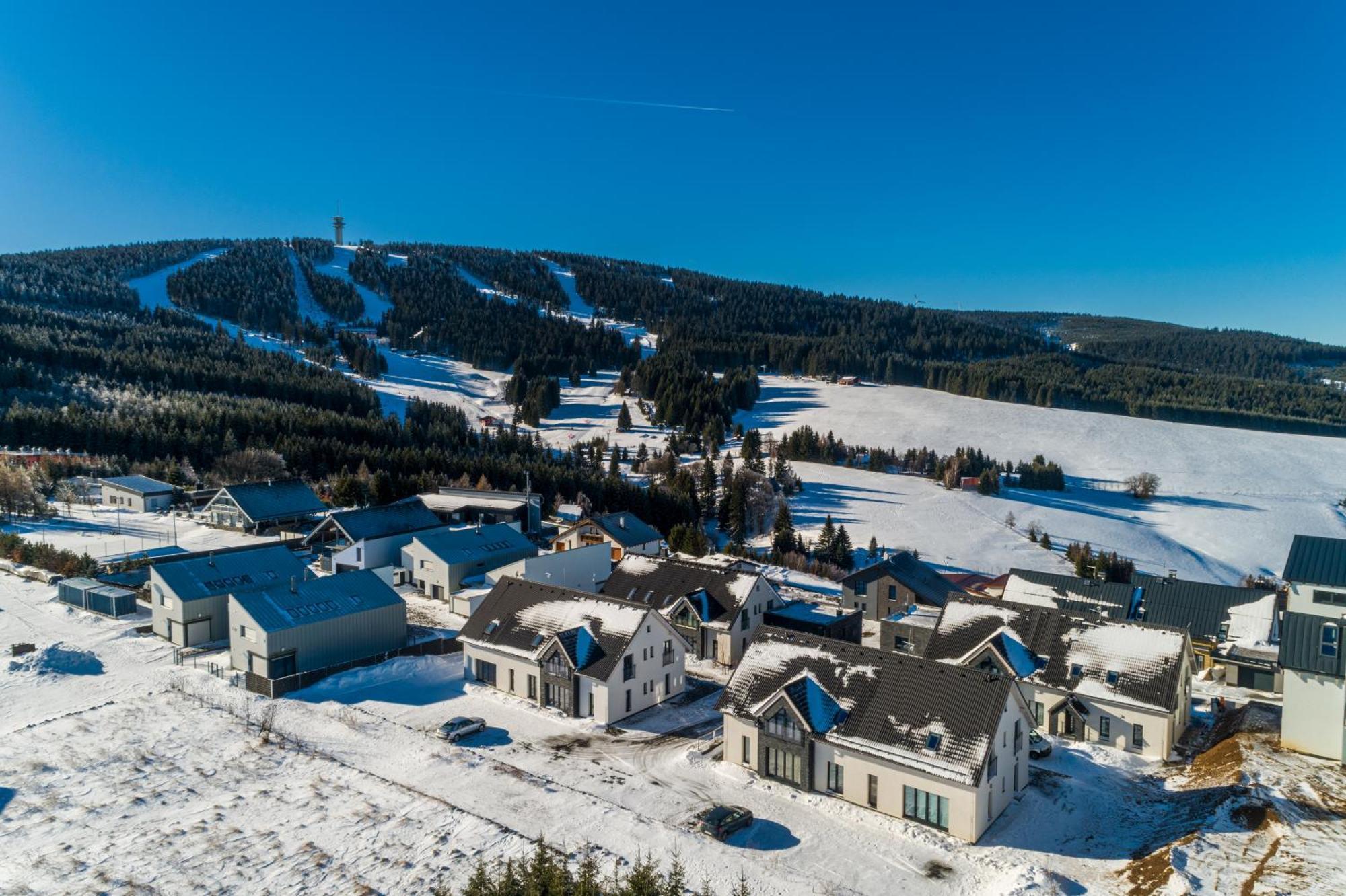 Mirabel Apartments Klinovec Лоучна-под-Кліновцем Екстер'єр фото